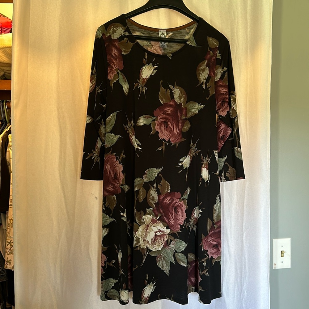 Honey me dress. Excellent condition